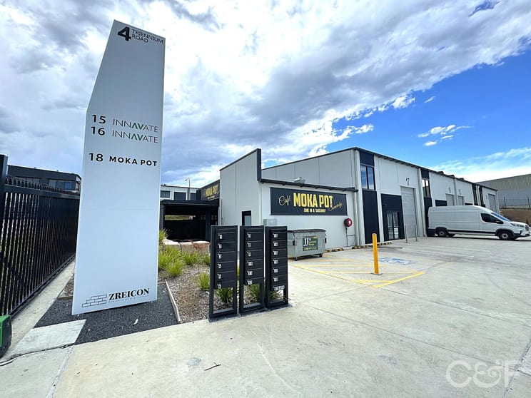 Click to view all images Unit 10/4 Triennium Road Somersby NSW 2250 - Image 1