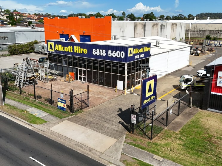 Click to view all images 65 Blaxland Road Campbelltown NSW 2560 - Image 1