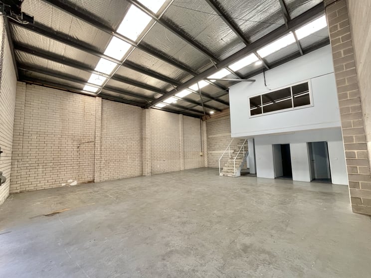 Click to view all images 4/22 Tepko Road Terrey Hills NSW 2084 - Image 2