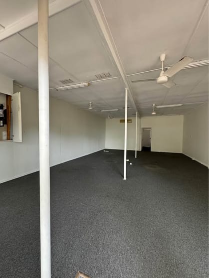 Click to view all images Vales Road Mannering Park NSW 2259 - Image 2