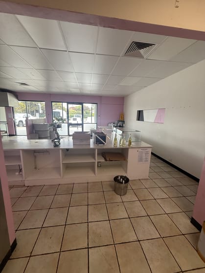 Click to view all images Unit 3/290 Sportsmans Dr West Lakes SA 5021 - Image 3