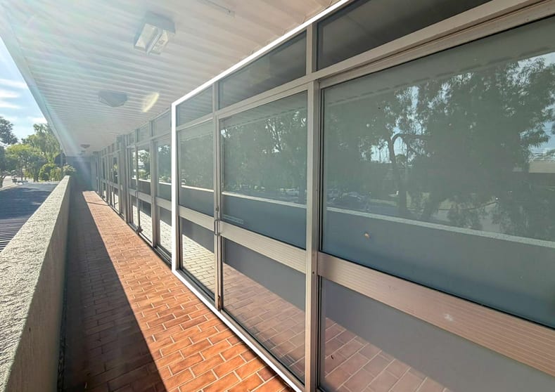 Click to view all images 13/2 Grice Ave Paradise Point QLD 4216 - Image 3