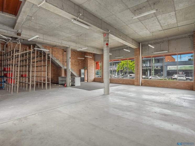 Click to view all images 535 Botany Road Zetland NSW 2017 - Image 3
