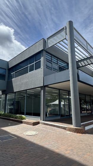 Click to view all images 1/21 Benjamin Way Belconnen ACT 2617 - Image 2