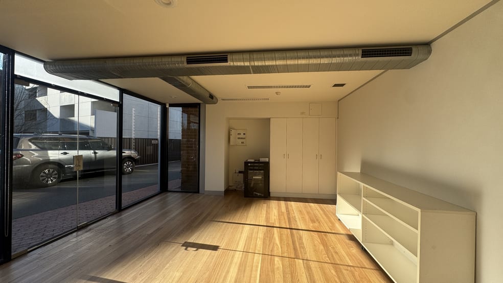 Click to view all images Unit 14/71 Leichhardt Street Kingston ACT 2604 - Image 2