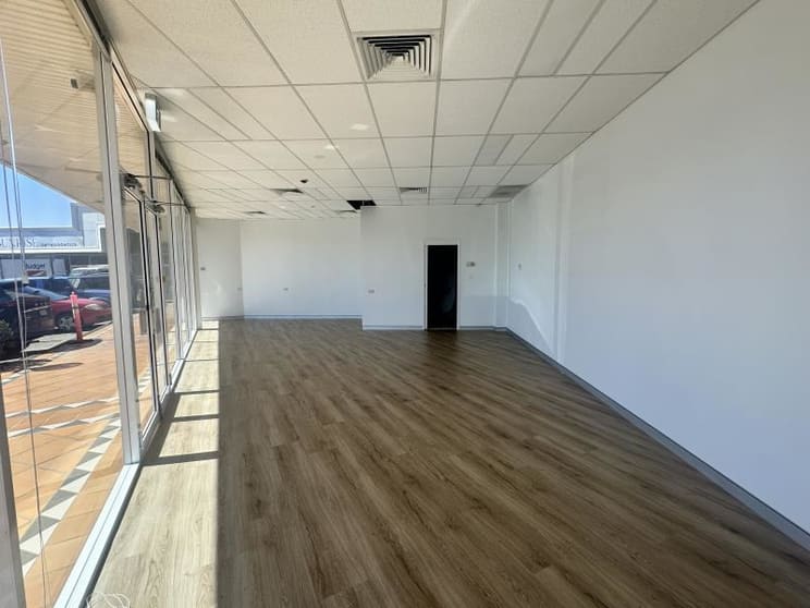 Click to view all images Shop 10A/210 Central Coast Highway Erina NSW 2250 - Image 2