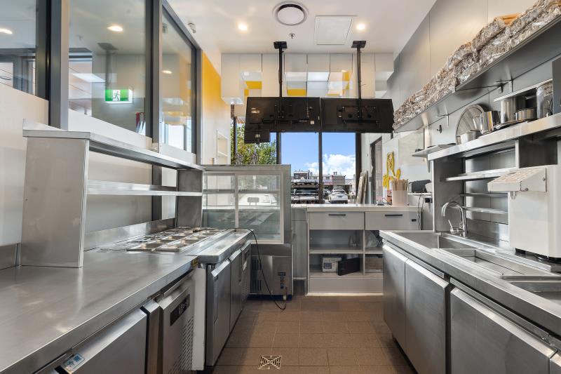 Click to view all images Ground Unit 238/4-10 Cape Street Dickson ACT 2602 - Image 2