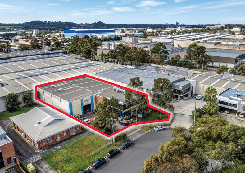 Click to view all images 6 Metters Place Wetherill Park NSW 2164 - Image 2