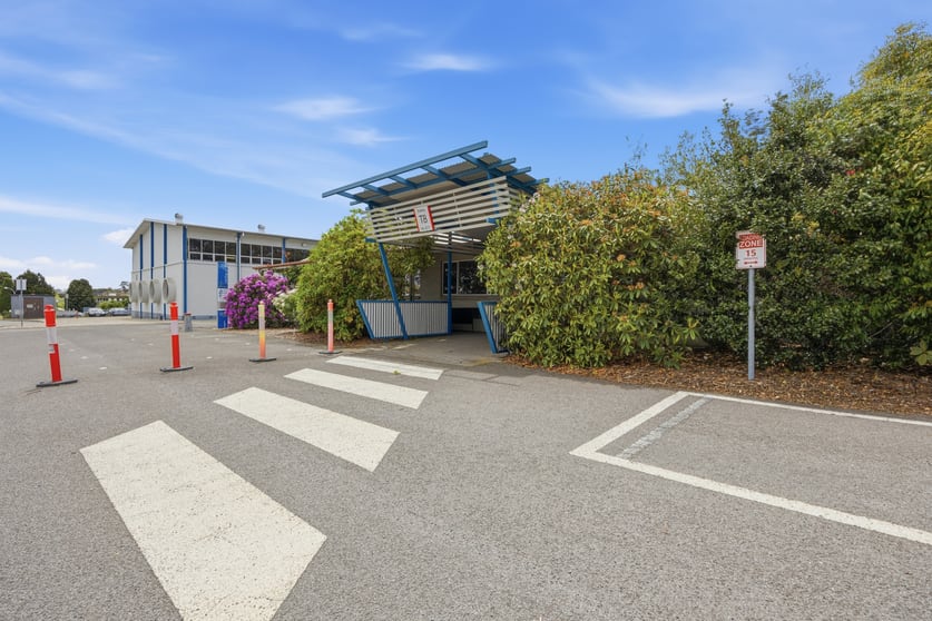 Click to view all images T8/75 Newnham Drive Newnham TAS 7248 - Image 3