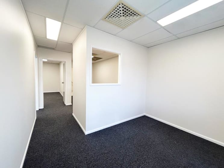 Click to view all images Level Suite/Suite 4, 87-91 Willetts Road Mount Pleasant QLD 4740 - Image 2