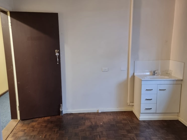 Click to view all images Small Office Suites of/79-81 Old South Head Road Bondi Junction NSW 2022 - Image 3
