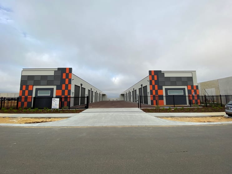 33 Deviation Way Neerabup WA 6031 - Image 2