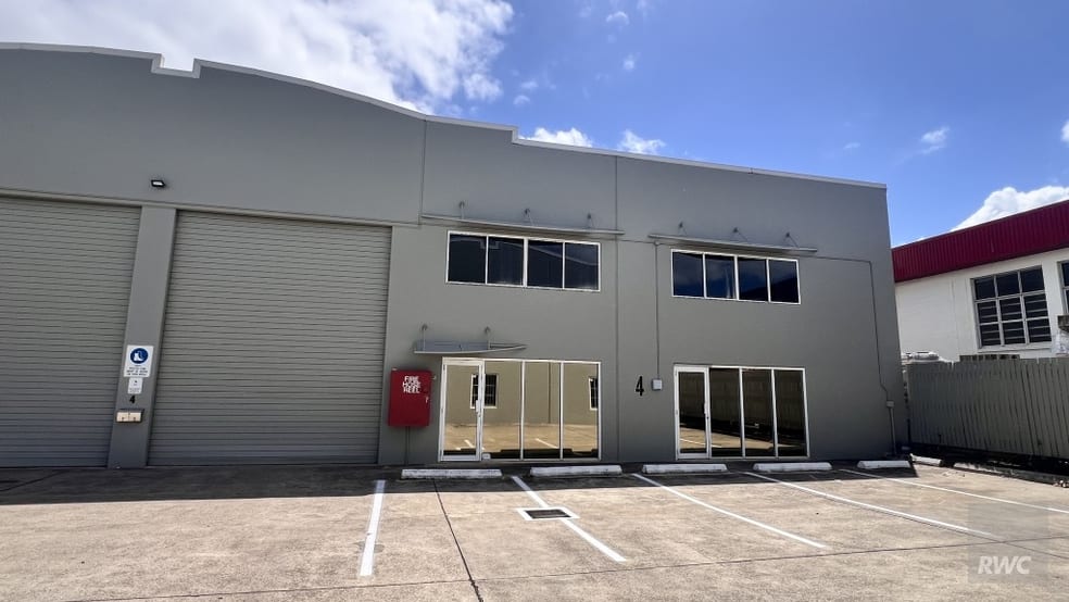 Click to view all images 4/471 Tufnell Road Banyo QLD 4014 - Image 1