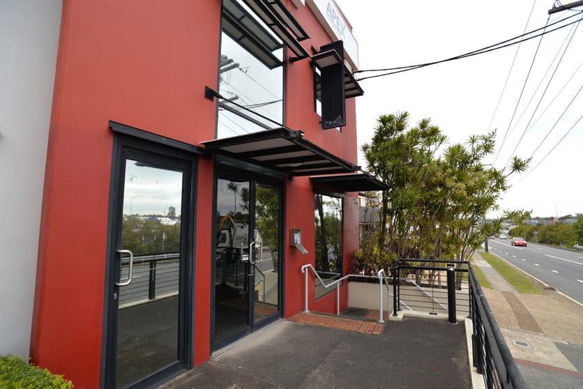 Click to view all images 11/3352 Pacific Hwy Springwood QLD 4127 - Image 2