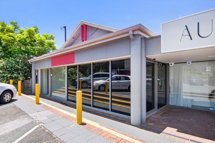 Click to view all images 13 Sir John Overall Drive Helensvale QLD 4212 - Image 1