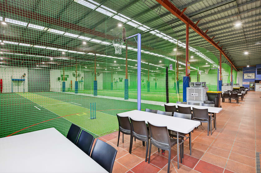 Click to view all images 3269-3271 Logan Road Underwood QLD 4119 - Image 2
