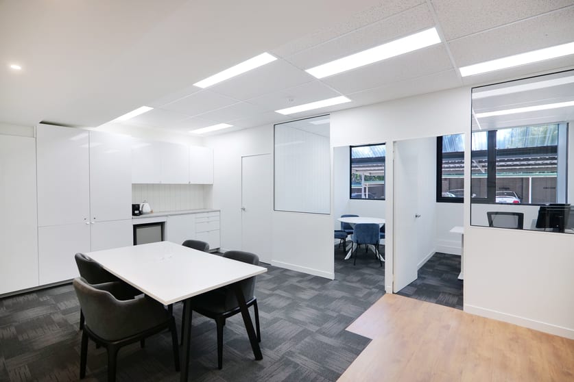 Click to view all images 7/18 Stirling Highway Nedlands WA 6009 - Image 2
