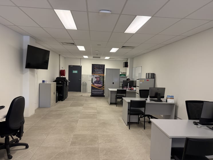 Click to view all images Shop 3/993-999 Old Princes Highway Engadine NSW 2233 - Image 3