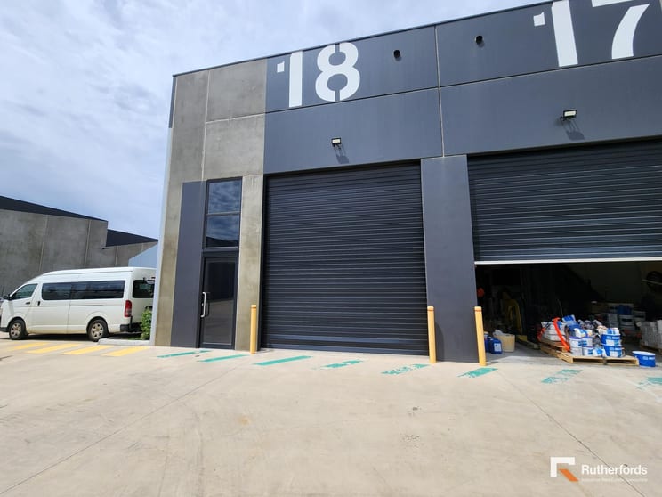 18/52 Bakers Road Coburg North VIC 3058 - Image 1