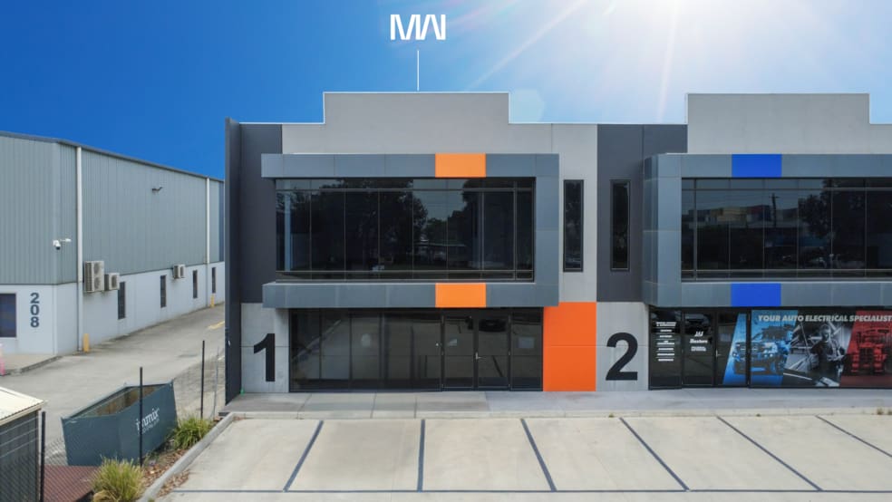 Click to view all images 1/222 Fairbairn Road Sunshine West VIC 3020 - Image 1