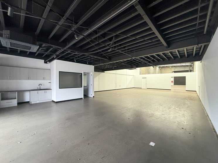 Click to view all images 1/222 Fairbairn Road Sunshine West VIC 3020 - Image 2