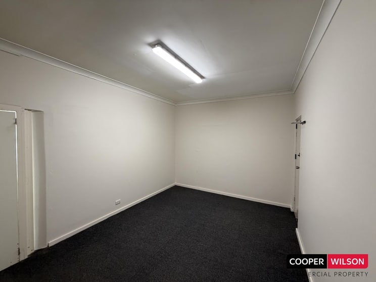 Click to view all images Shop 3/13-17 Gymea Bay Road Gymea NSW 2227 - Image 3