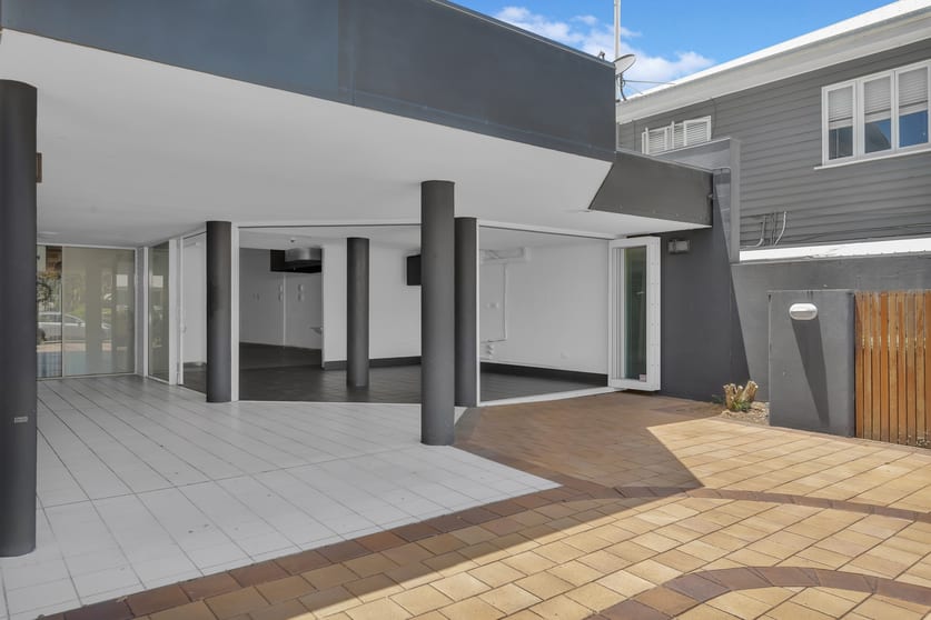 5/10 Thomas Street Noosaville QLD 4566 - Image 1
