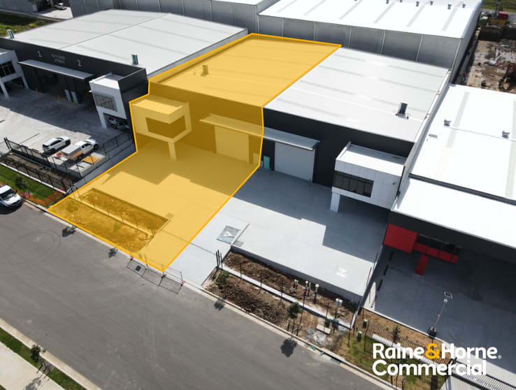 Click to view all images Unit 1/34 Flood Street Oran Park NSW 2570 - Image 2