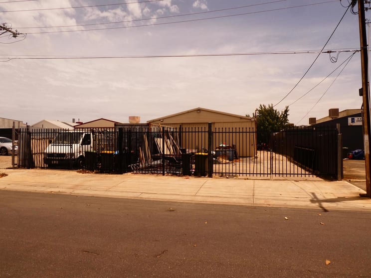 Click to view all images 14 Katrina Avenue Windsor Gardens SA 5087 - Image 2
