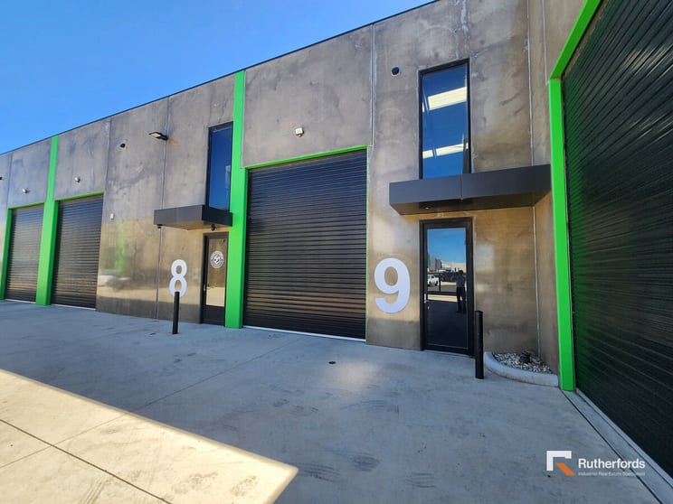 Click to view all images 9/6 Richards Court Keilor Park VIC 3042 - Image 1