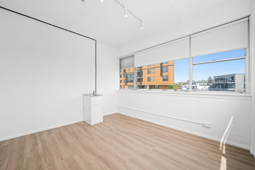 Click to view all images Level 4, 1-5/685 Pittwater Road Dee Why NSW 2099 - Image 3