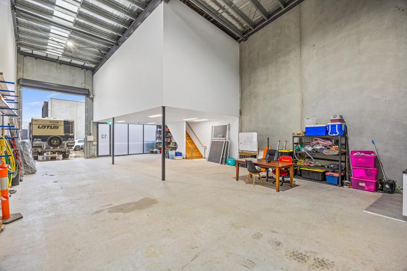 Click to view all images Unit 12/20 Ponting Street Williamstown VIC 3016 - Image 2