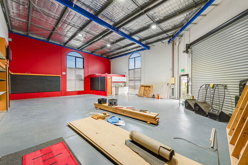 Click to view all images 326A Kororoit Creek Road Williamstown VIC 3016 - Image 3