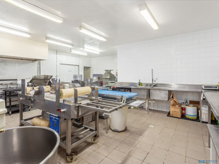 Click to view all images 26 Tenterden Road Botany NSW 2019 - Image 2