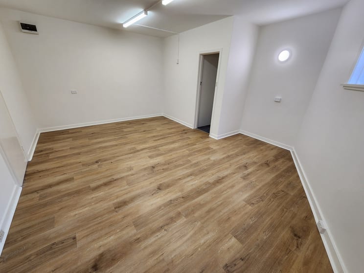 Click to view all images 295 Sandy Bay Road Sandy Bay TAS 7005 - Image 3