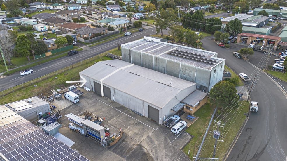 Click to view all images 3/2 McIntyre Way Bomaderry NSW 2541 - Image 1