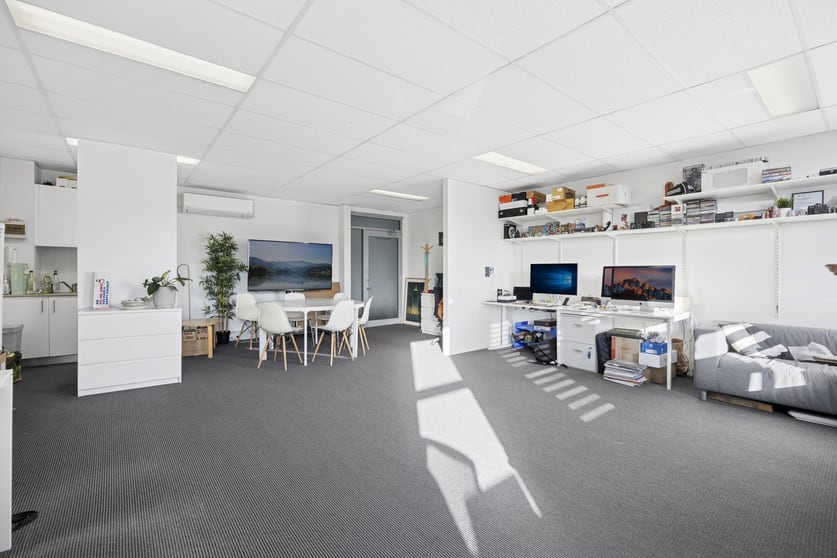 Click to view all images Suite 6/12 Rickard Road North Narrabeen NSW 2101 - Image 1
