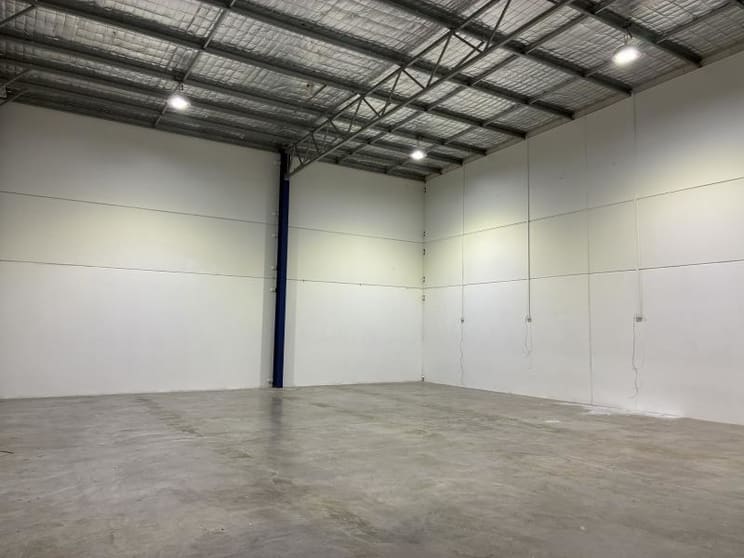 Unit 2/5 Bounty Close Tuggerah NSW 2259 - Image 3