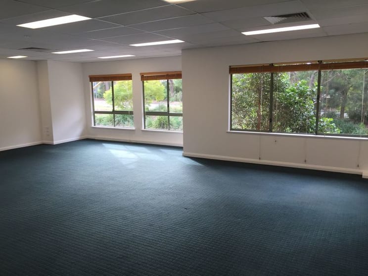 Click to view all images 1/92A Mona Vale Road Warriewood NSW 2102 - Image 3
