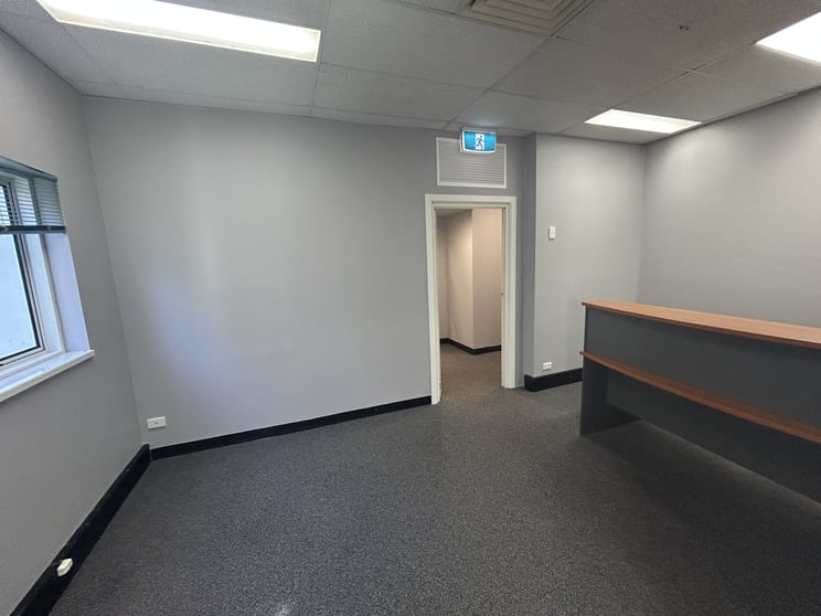18D/120-124 Birkdale Road Birkdale QLD 4159 - Image 3