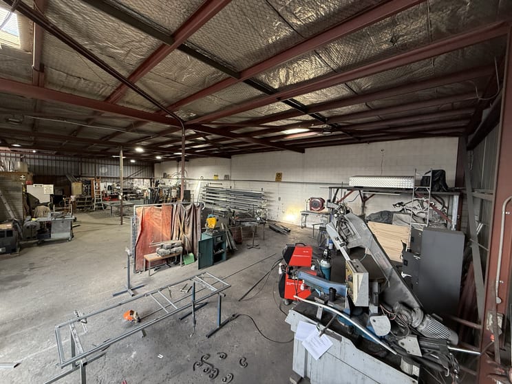 5/129 Gladstone Street Fyshwick ACT 2609 - Image 2