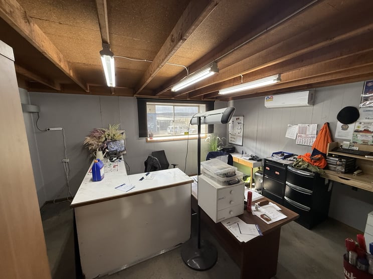 5/129 Gladstone Street Fyshwick ACT 2609 - Image 3