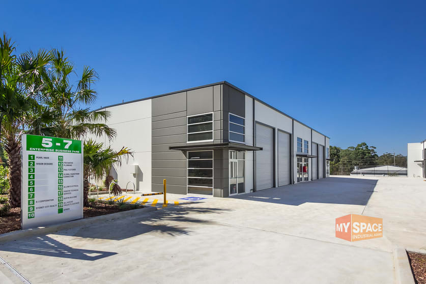 Click to view all images 15/5-7 Enterprise Close West Gosford NSW 2250 - Image 1