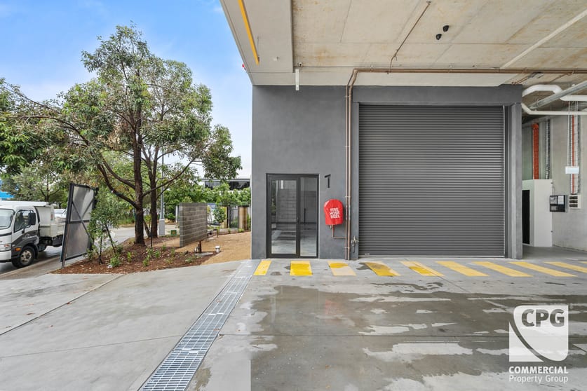 Click to view all images W1/27 Wurrook Circuit Caringbah NSW 2229 - Image 3