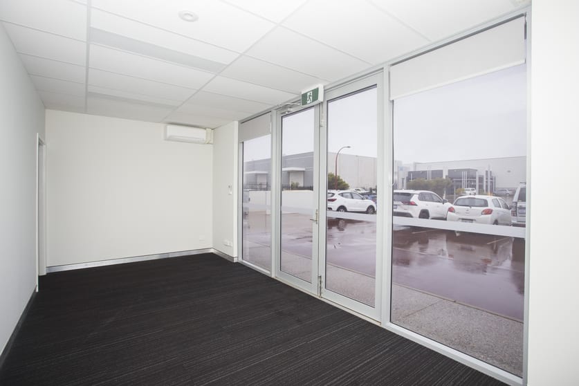 Click to view all images 13/45 Barley Place Canning Vale WA 6155 - Image 2