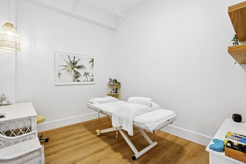 Click to view all images 4/57 Foamcrest Avenue Newport NSW 2106 - Image 3