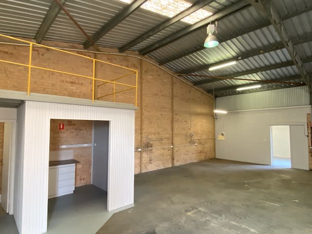 2/12-14 Fields Street Pinjarra WA 6208 - Image 2