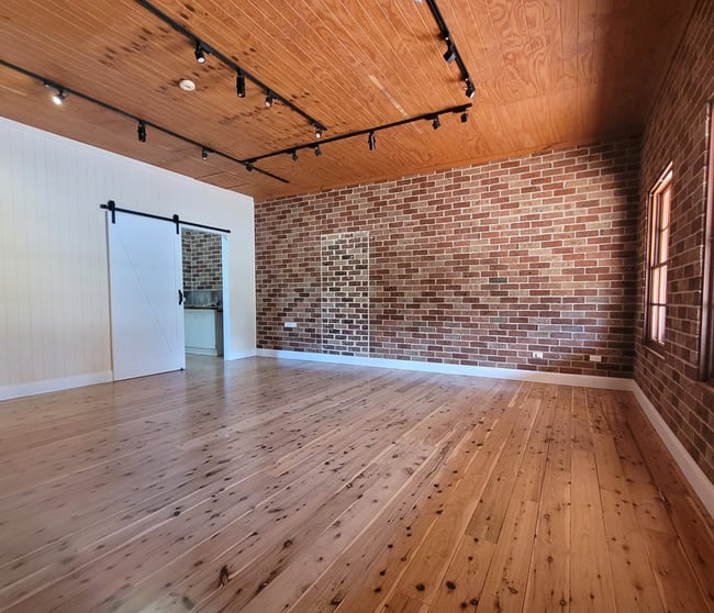 Click to view all images Shop 2/15-17 Old Hume Highway Berrima NSW 2577 - Image 3