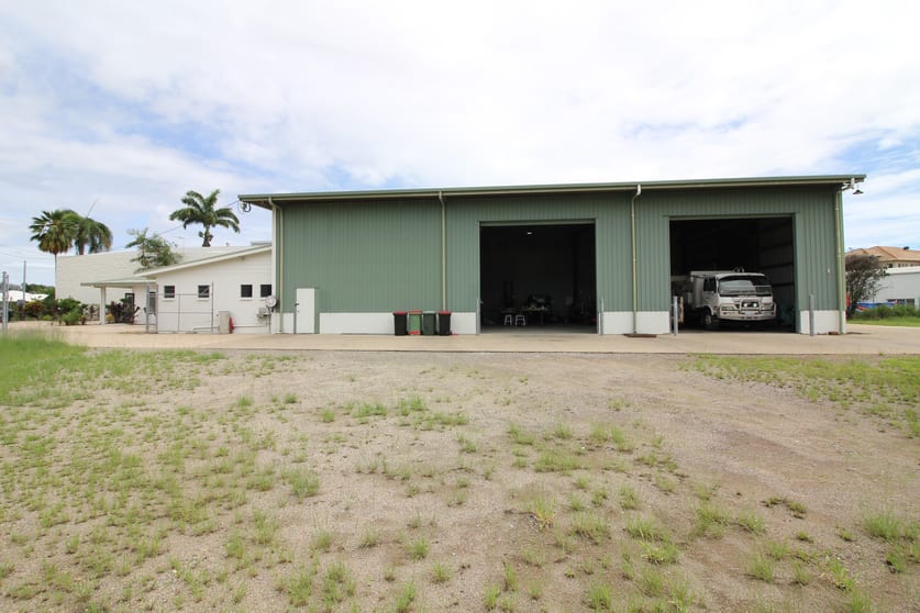 Click to view all images 9-13 Milne St Idalia QLD 4811 - Image 5