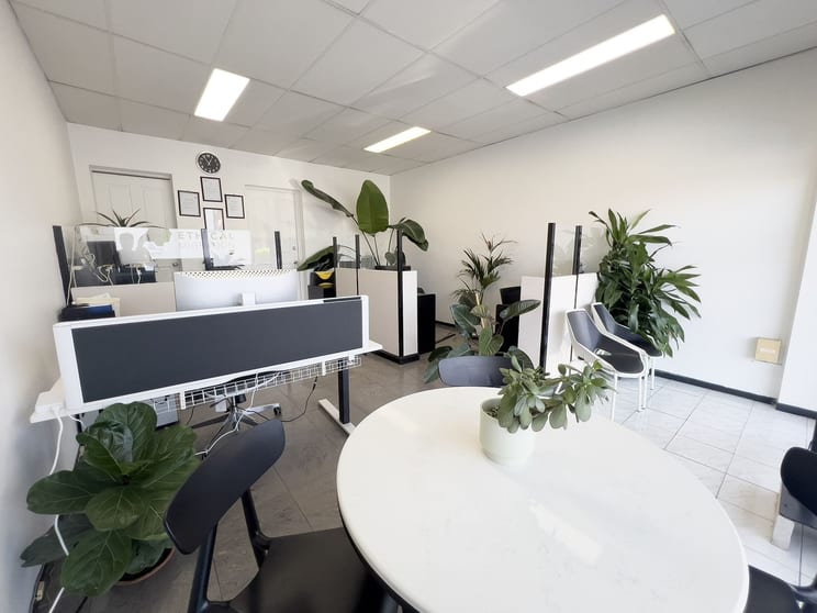 Click to view all images 86 South St Granville NSW 2142 - Image 1
